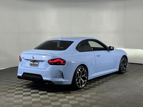 2025 BMW M240 i xDrive