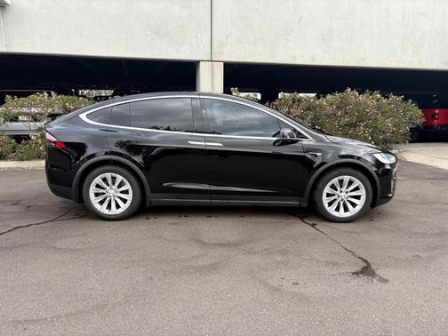 2021 Tesla Model X Long Range Dual Motor All-Wheel Drive