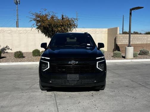 2025 Chevrolet Suburban RST