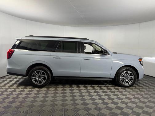 Gray Metallic 2025 Ford Expedition Max Active 4x4