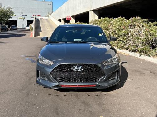 2021 Hyundai Veloster Base