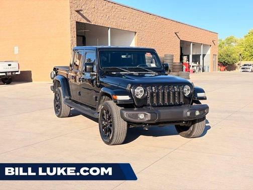 Black Clearcoat 2022 Jeep Gladiator High Altitude 4x4