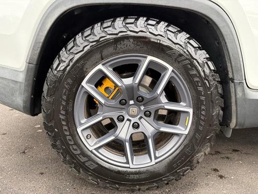 2022 Rivian R1T Launch Edition