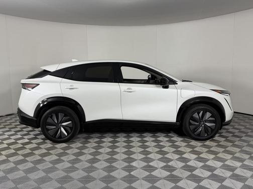 2024 Nissan ARIYA ENGAGE