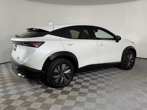 2024 Nissan ARIYA ENGAGE