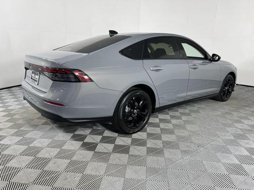 2025 Honda Accord Sport SE 1.5T