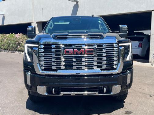 Onyx Black 2024 GMC Sierra 2500 Denali