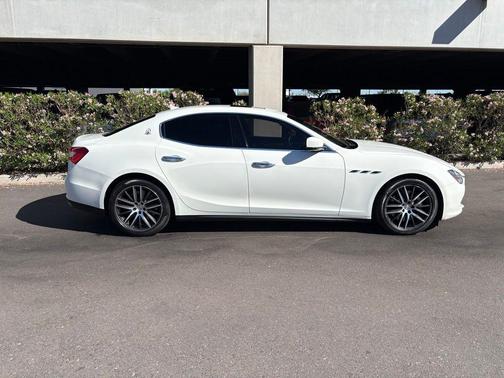 2015 Maserati Ghibli Base