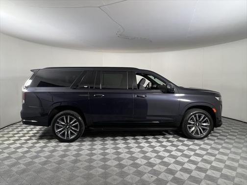 2023 Cadillac Escalade ESV Sport