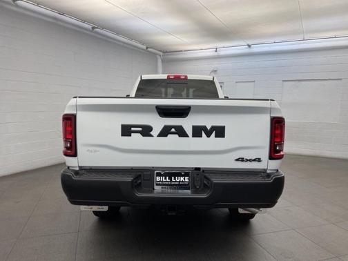 2026 RAM 2500 Tradesman Crew Cab 4x4 6'4' Box