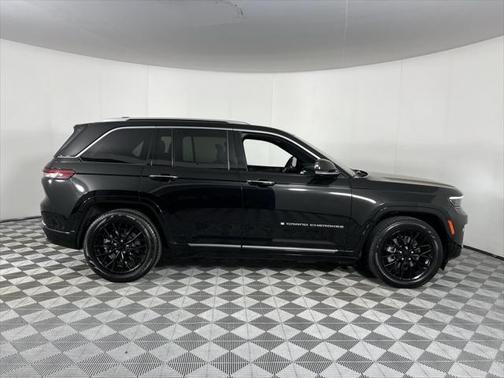 2022 Jeep Grand Cherokee 4xe Summit