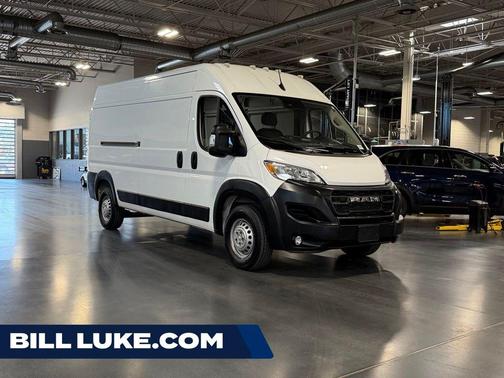 Bright White Clearcoat 2024 RAM ProMaster 2500 Tradesman