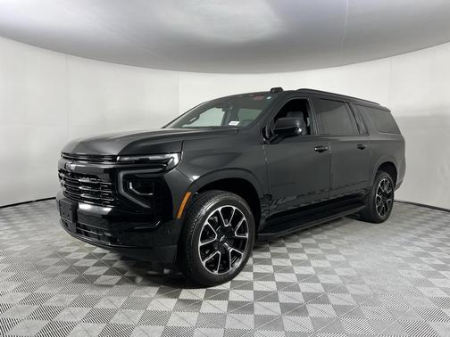 2025 Chevrolet Suburban RST