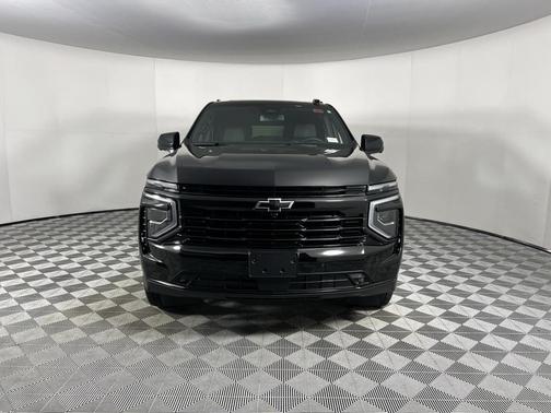 2025 Chevrolet Suburban RST
