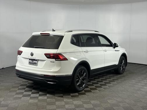 2024 Volkswagen Tiguan 2.0T SE 4MOTION