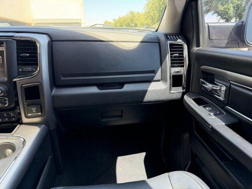 Granite Crystal Metallic Clearcoat 2018 RAM 2500 Laramie Mega Cab 4x4 6'4' Box