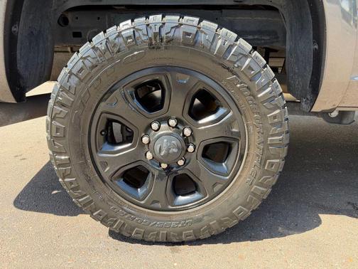 Granite Crystal Metallic Clearcoat 2018 RAM 2500 Laramie Mega Cab 4x4 6'4' Box