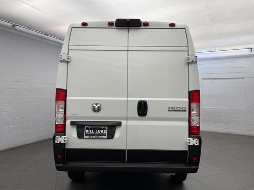 2026 RAM ProMaster 1500 Base