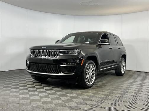 2023 Jeep Grand Cherokee Summit