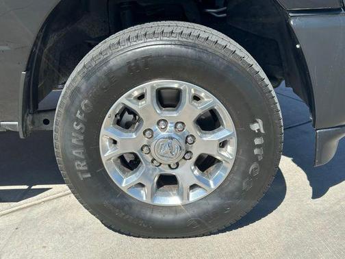 2024 RAM 3500 Tradesman Crew Cab 4x4 6'4' Box