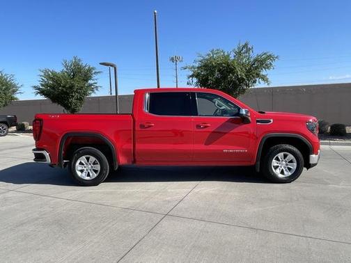 2023 GMC Sierra 1500 SLE