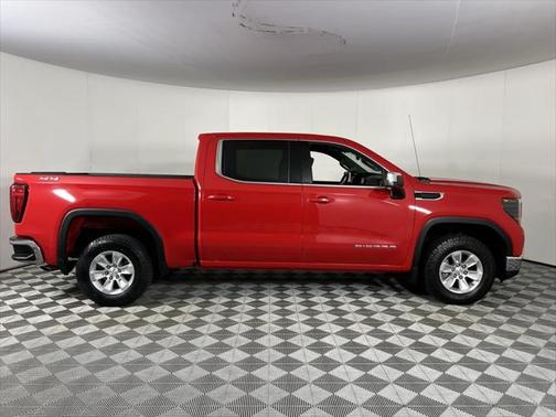 2023 GMC Sierra 1500 SLE