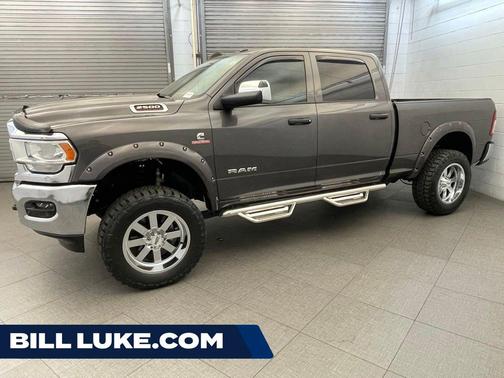 Granite Crystal Metallic Clearcoat 2022 RAM 2500 Tradesman Crew Cab 4x4 6'4' Box