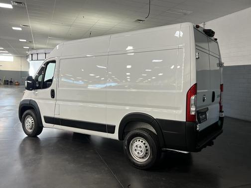 2025 RAM ProMaster 1500 Base