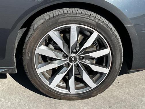 2022 Audi A4 40 Premium