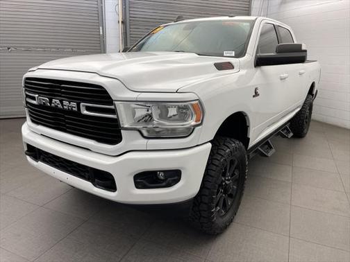 2019 RAM 2500 Big Horn Crew Cab 4x4 6'4' Box