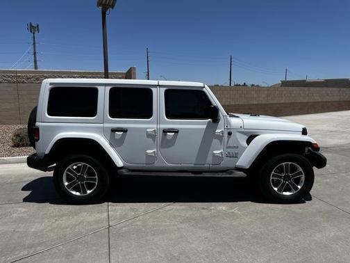 2022 Jeep Wrangler Unlimited Sahara