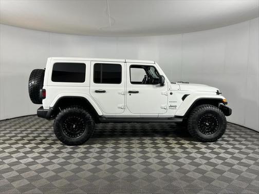 2022 Jeep Wrangler Unlimited Sahara
