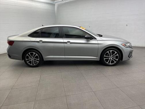 2023 Volkswagen Jetta 1.5T Sport