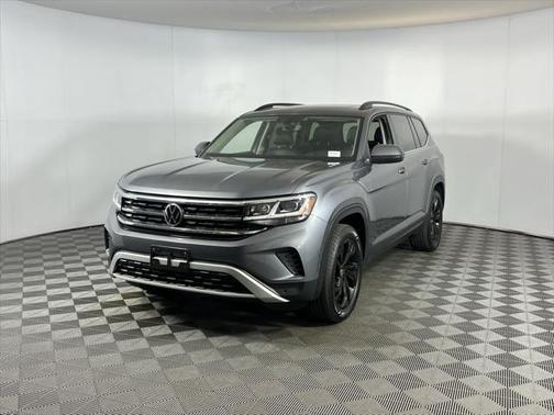 2022 Volkswagen Atlas 2.0T SE w/Technology