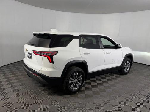 Summit White 2026 Chevrolet Equinox 1LT