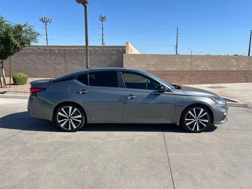 Gun Metallic 2020 Nissan Altima SR VC-Turbo FWD