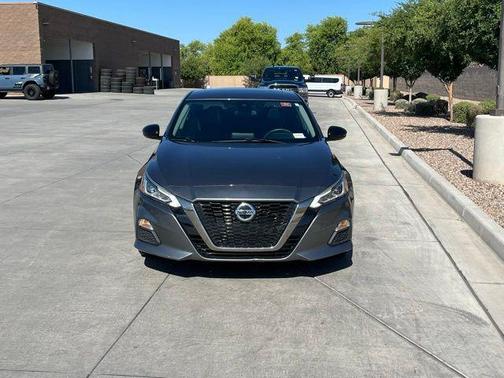 Gun Metallic 2020 Nissan Altima SR VC-Turbo FWD