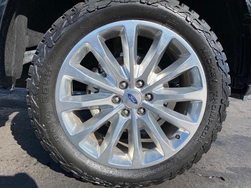 Photo 5 of 43 of 2018 Ford F-150 Limited