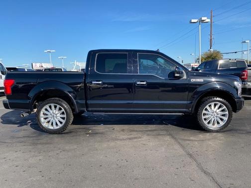 Photo 3 of 43 of 2018 Ford F-150 Limited