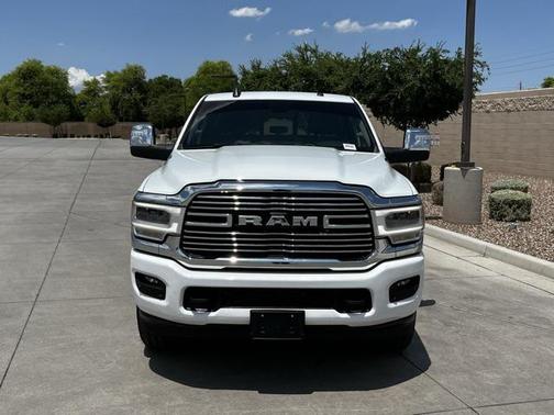 2024 RAM 2500 Laramie Crew Cab 4x4 6'4' Box