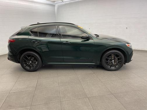 2020 Alfa Romeo Stelvio Sport