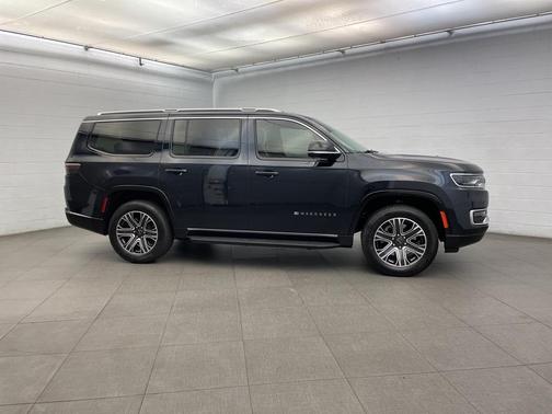 2025 Jeep Wagoneer 4x4