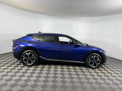 2024 Kia EV6 Wind