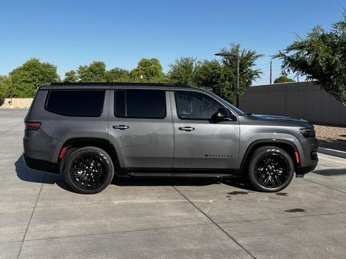2024 Jeep Wagoneer Series II Carbide 4x4