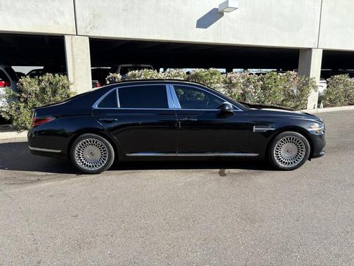 2020 Genesis G90 Premium