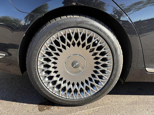 2020 Genesis G90 Premium