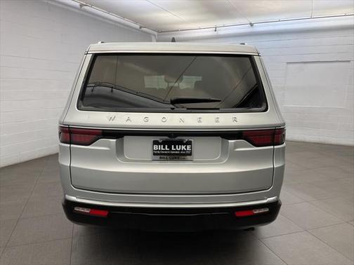 2025 Jeep Wagoneer 4x4