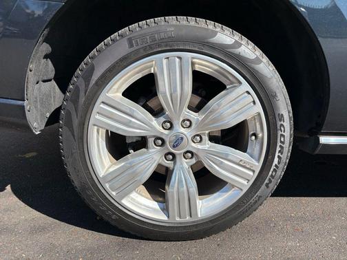 2024 Ford Expedition Platinum