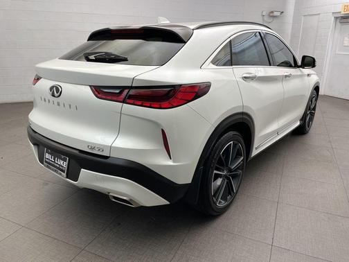 Radiant White 2025 INFINITI QX55 SENSORY