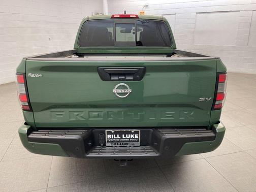 Tactical Green Metallic 2022 Nissan Frontier SV